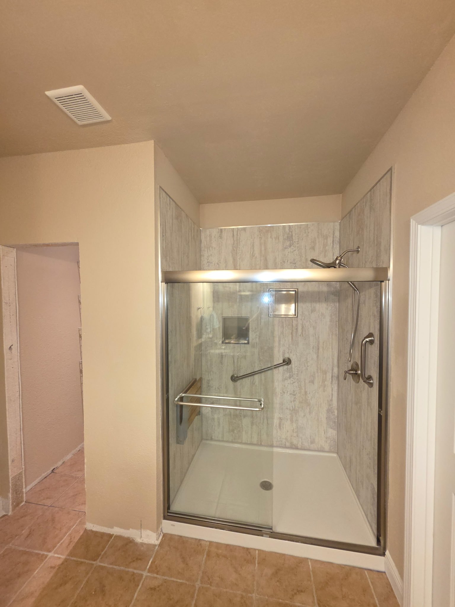 Walk-In Showers – photo 2