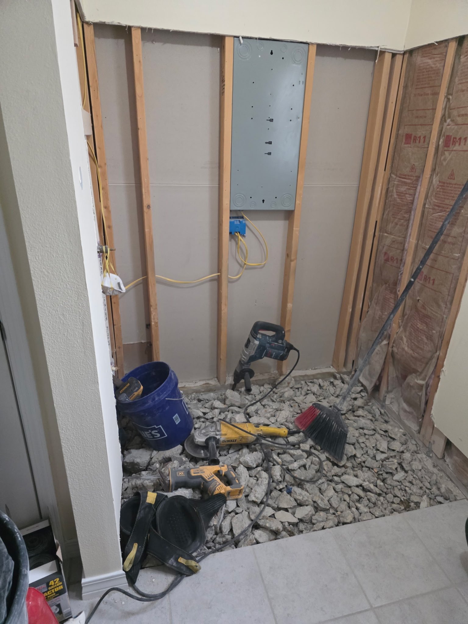 Barrier Free/Roll-In Shower – photo 4